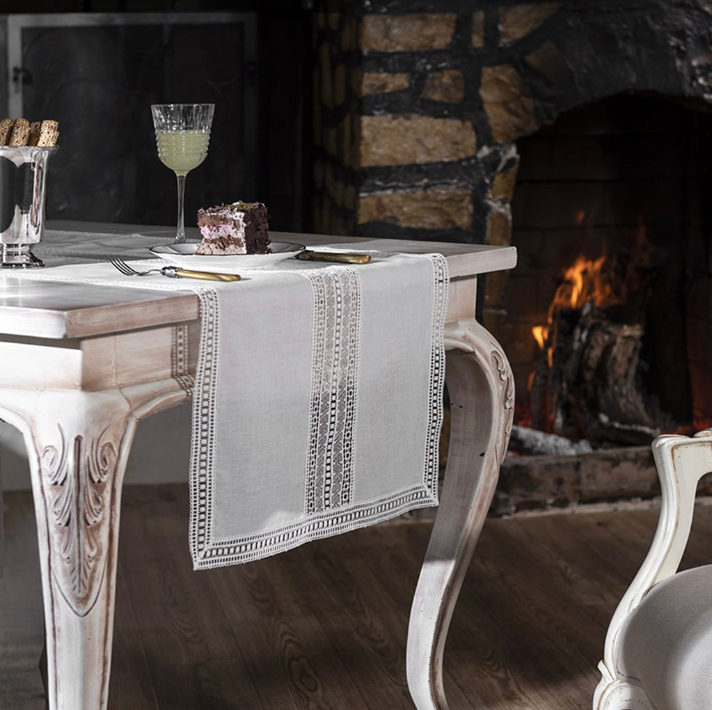 جلوريا - رانر - أبيض