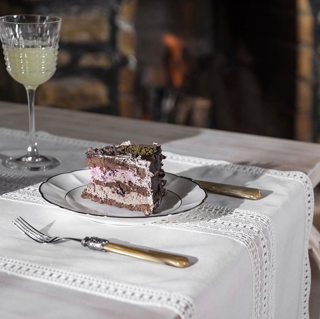 جلوريا - رانر - أبيض