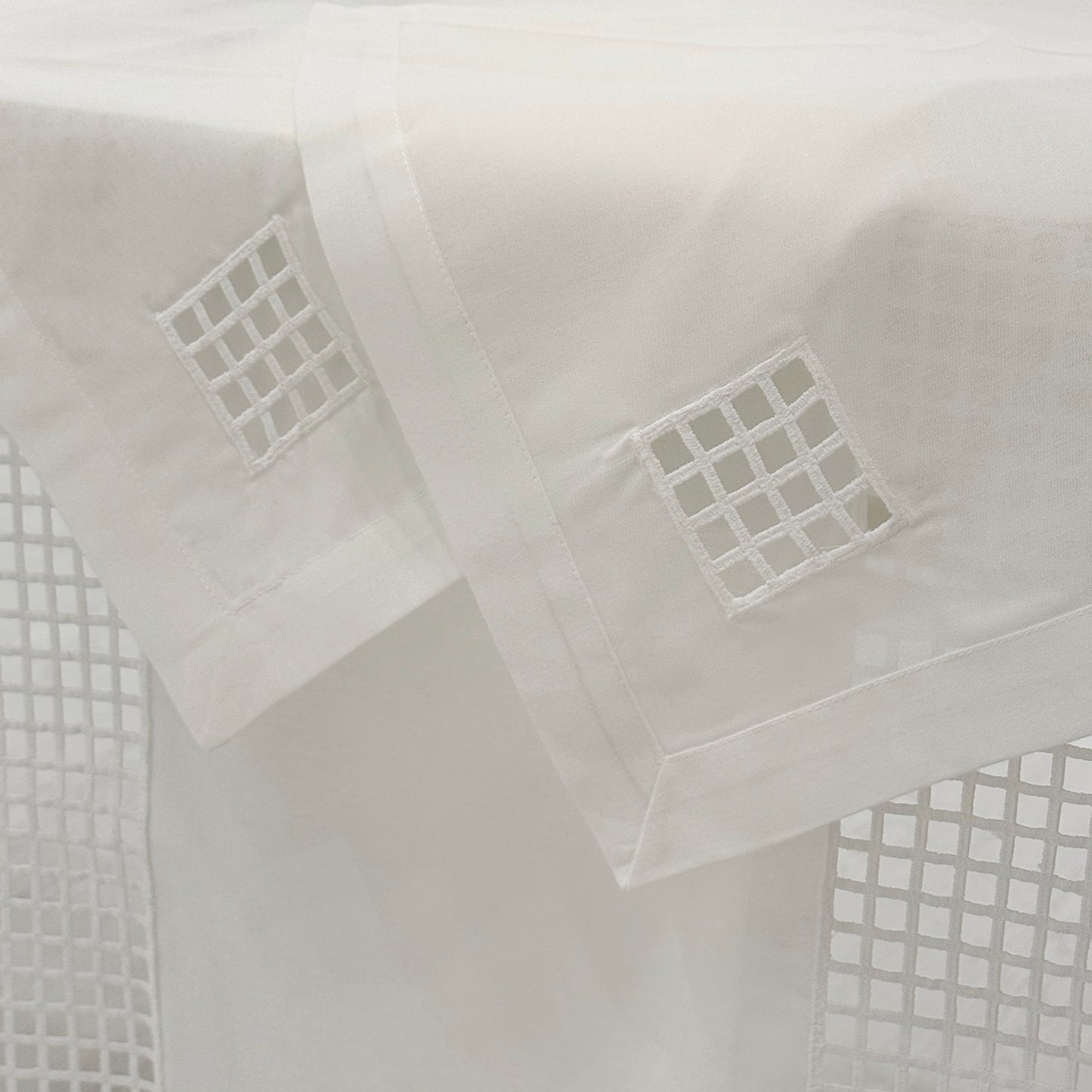 PERILLA LILY - NAPKIN SET - WHITE