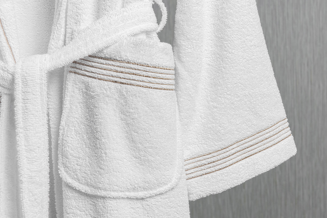 5 SIRA BATHROBE - IVORY