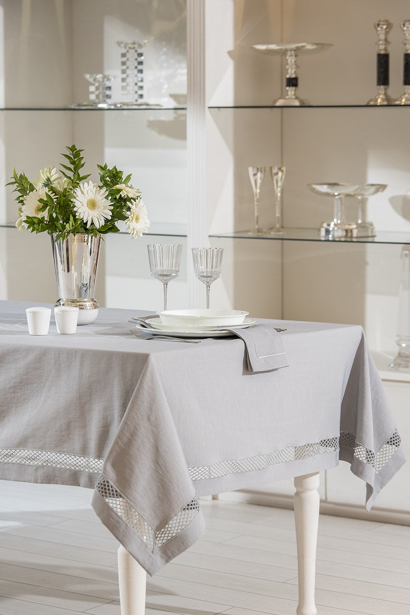 عنبر - مفرش طاولة - رمادي