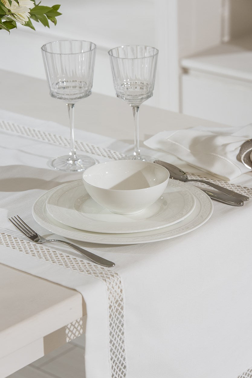 العنبر - العداء - الأبيض