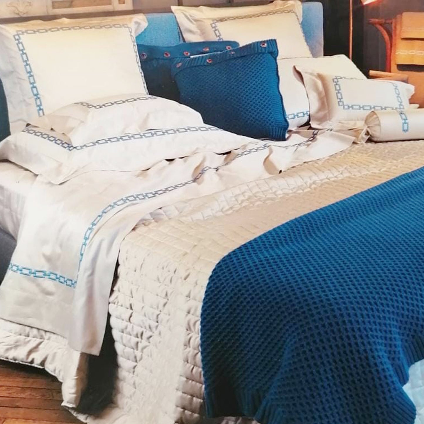 IVY LUXURY ITALIAN BED SET 9 Pcs