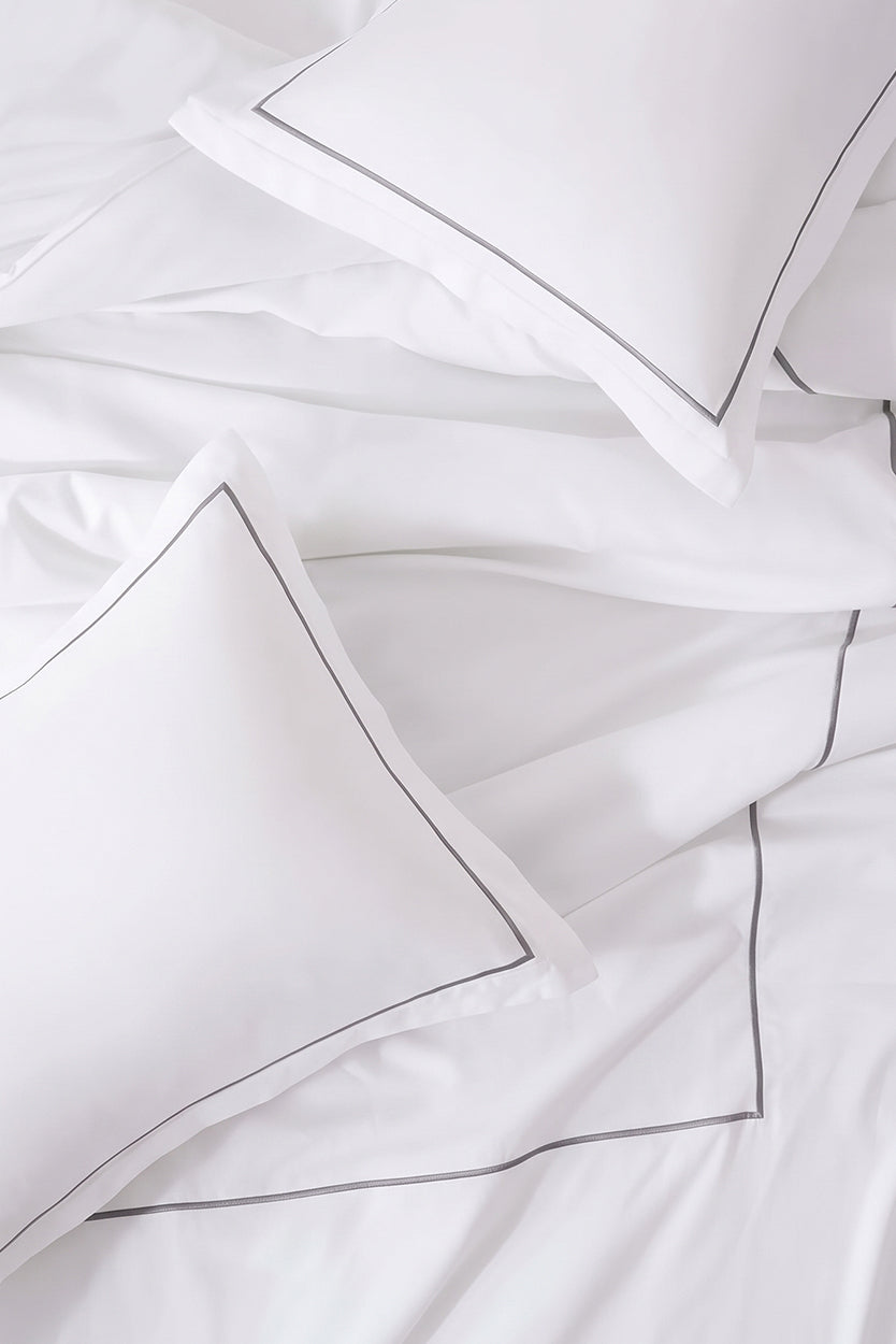 RESORT 1 ROW SINGLE STITCH EMBROIDERY PILLOW CASE