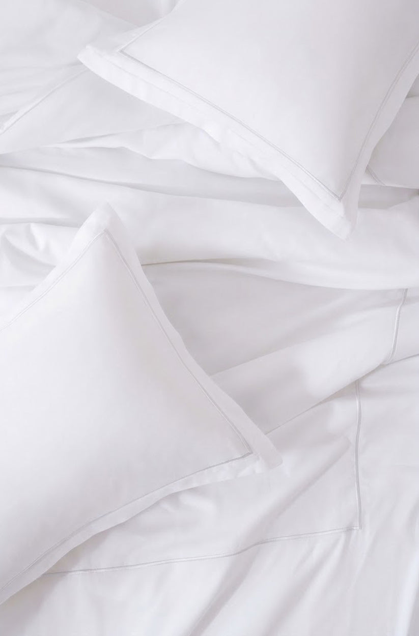 RESORT 1 ROW SINGLE STITCH EMBROIDERY PILLOW CASE